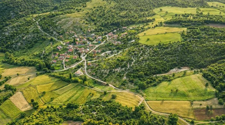 Frig Yolu Yürüyüş Rotaları - Foto 3