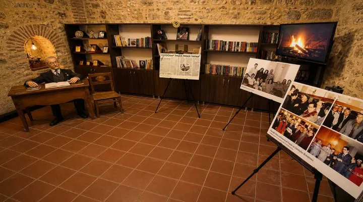 Osman Yaşar Tanaçan Fotoğraf Müzesi - Foto 3